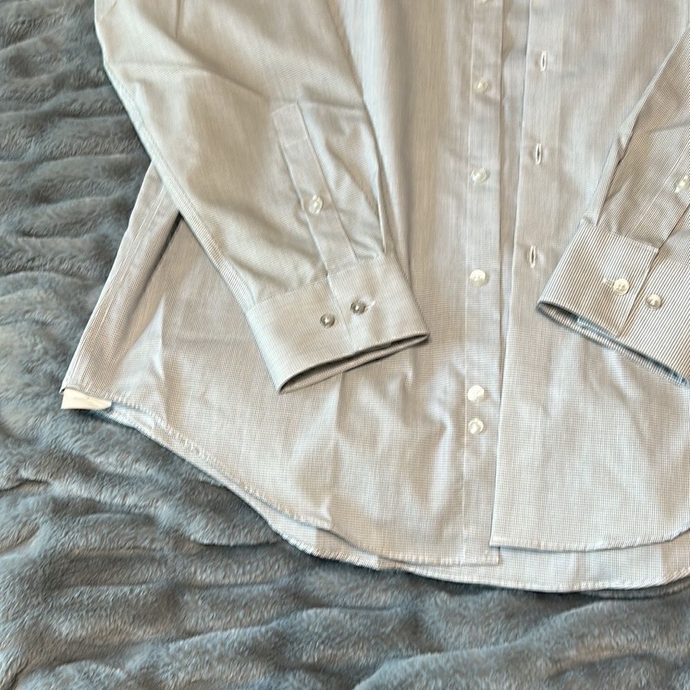 Calvin Klein Button-Down Shirt - Picture 2 of 11